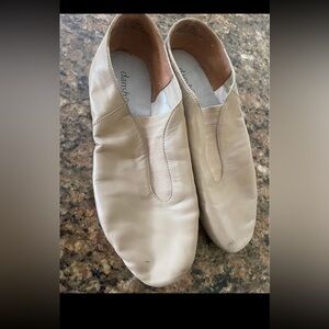 Danshuz Low Cut Value Dance Jazz Shoes - Tan